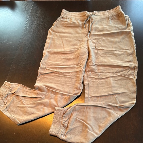 Splendid Green Joggers with Elastic Waistband and Tapered Legs - Picture 3 of 3